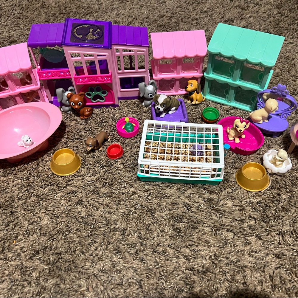 Barbie Pet Set with Pet Dreamhouse and Grooming Station